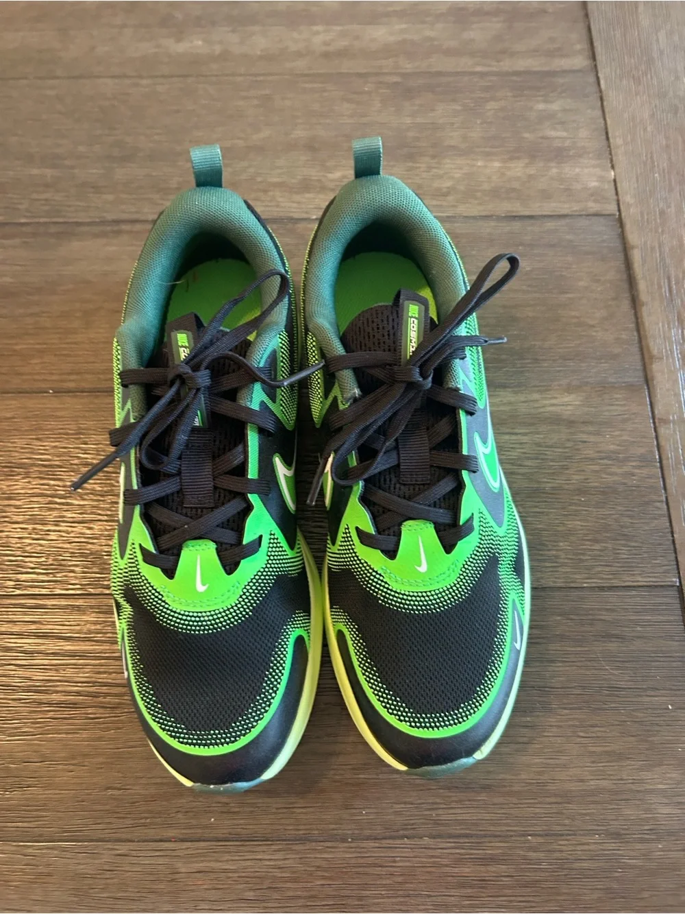 Nike Boys Cosmic Runner